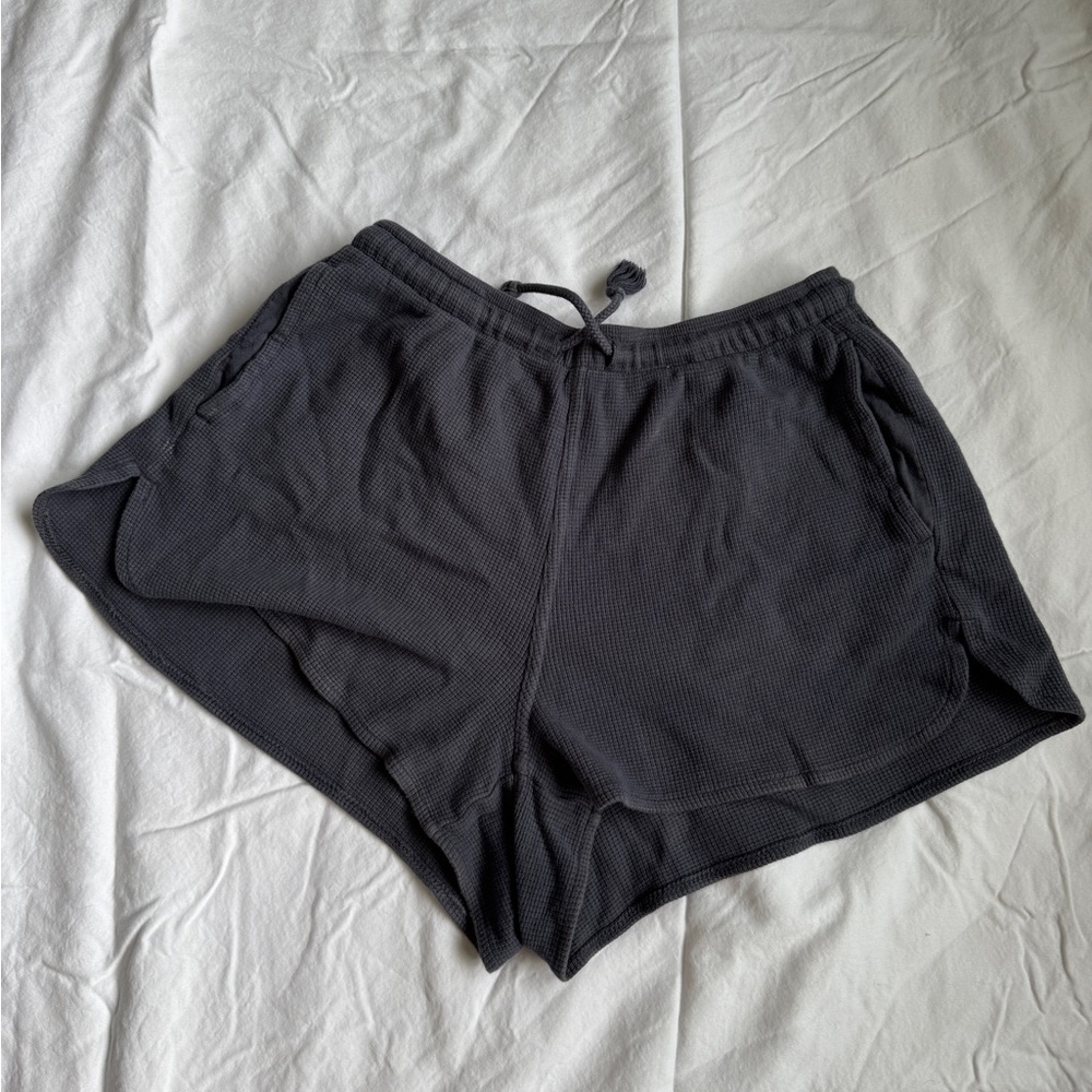 Brandy Melville Black Athletic Shorts Lightweight Elastic Waist